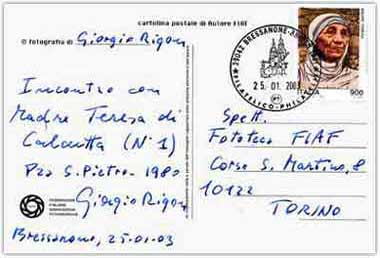 il francobollo è stato emesso nel primo anniversario della morte di Madre Teresa di Calcutta
